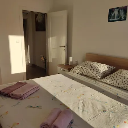 Апартаменты Ivana 2 *