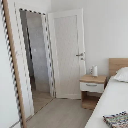 Ivana 2 Apartamento Lovište