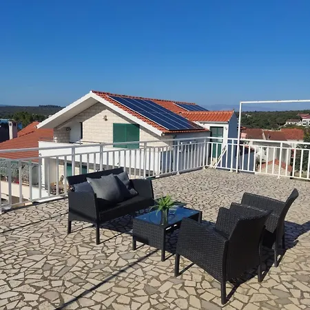 Ivana 2 Appartement Lovište