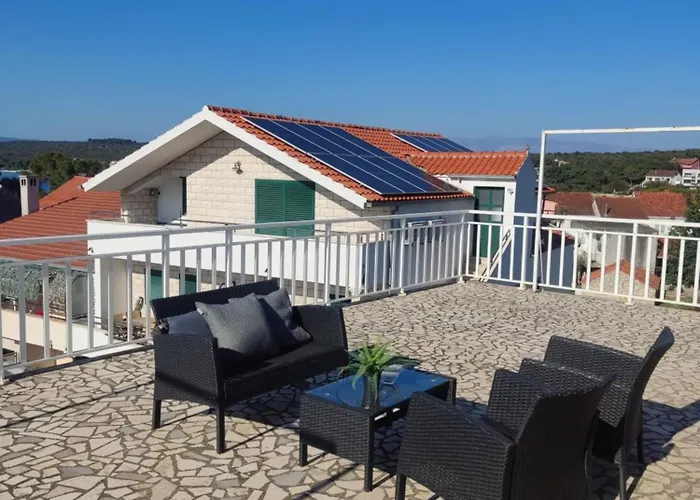 Ivana 2 Appartement Lovište